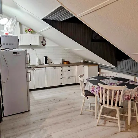 Apartmán C2 *