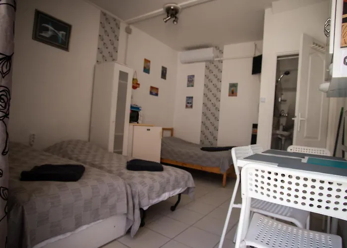 C2 Apartament